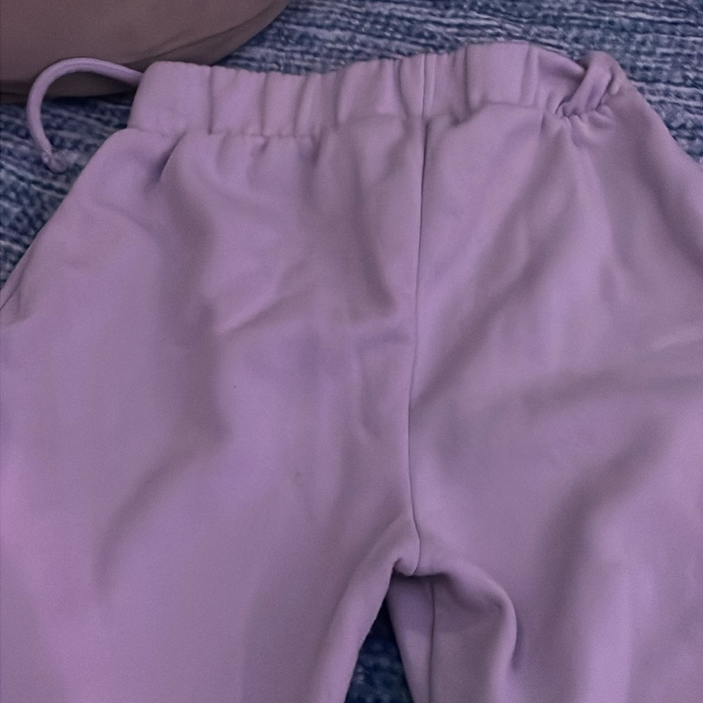 Size Small - Picture 3 of 3